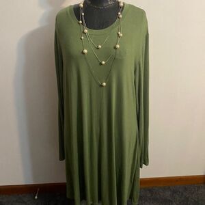 Molerani Olive Green long sleeves Simple Swing T-shirt dress, size 3XL